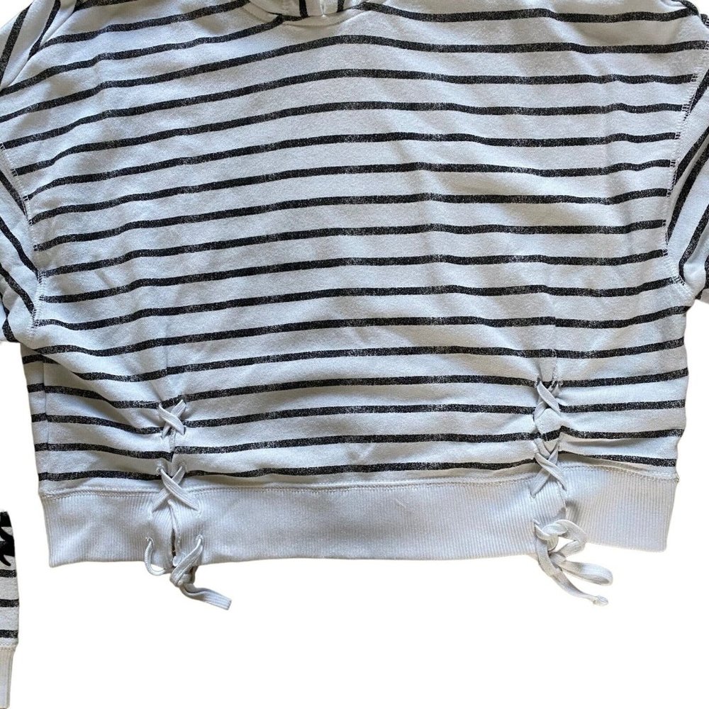 HOLLISTER California Women’s Crop Black White Striped Hooded Sweatshirt Sz S - Picture 3 of 7
